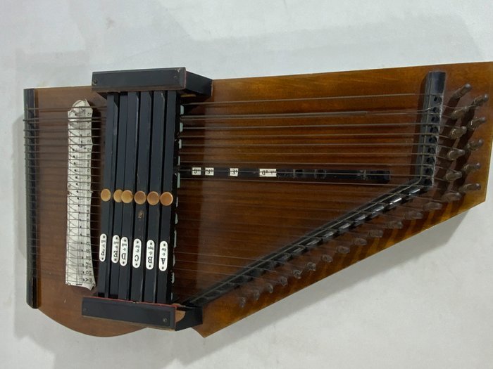 How to Maintain Your Autoharp